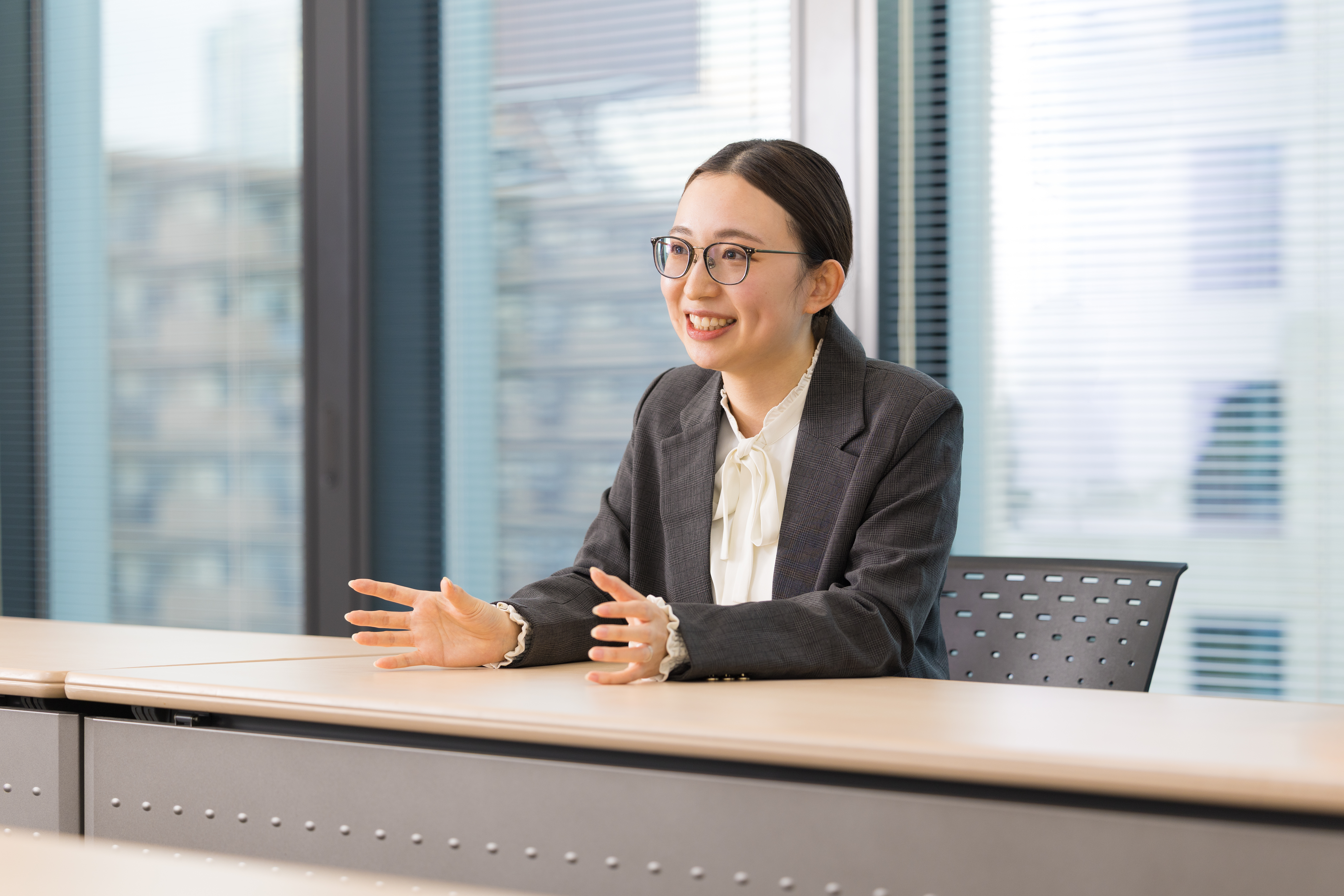 ビジネスソリューショングループデータイノベーション本部データビジネス推進部でアナリストを務める望月愛子（撮影：合田和弘氏）